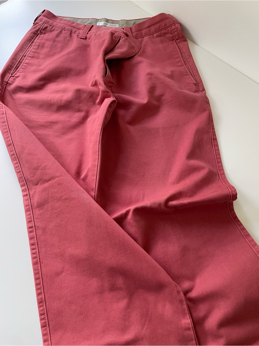 Geoffrey Beene Classic Men’s Rose Straight-Leg Chinos